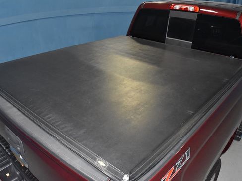 Used 2017 Chevrolet Silverado 1500 LT w/ All Star Edition image 28