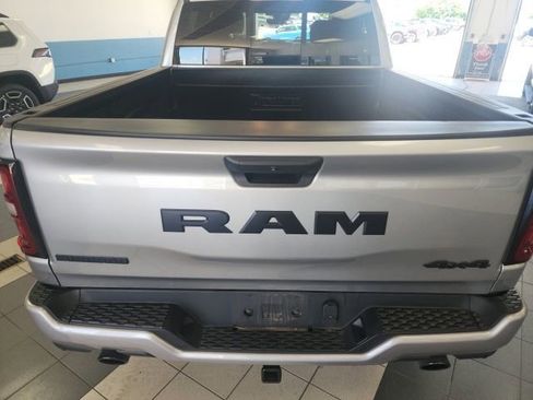 Used 2025 RAM 1500 Big Horn AWD/4WD image 4