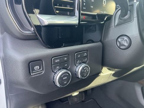 New 2026 GMC Sierra 1500 SLT w/ SLT Premium Plus Package image 21