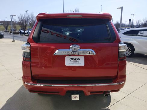 Used 2022 Toyota 4Runner Limited image 8