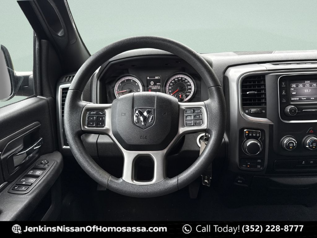 Used 2024 RAM 1500 Warlock AWD/4WD image 25
