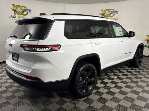 New 2026 Jeep Grand Cherokee L Limited image 10