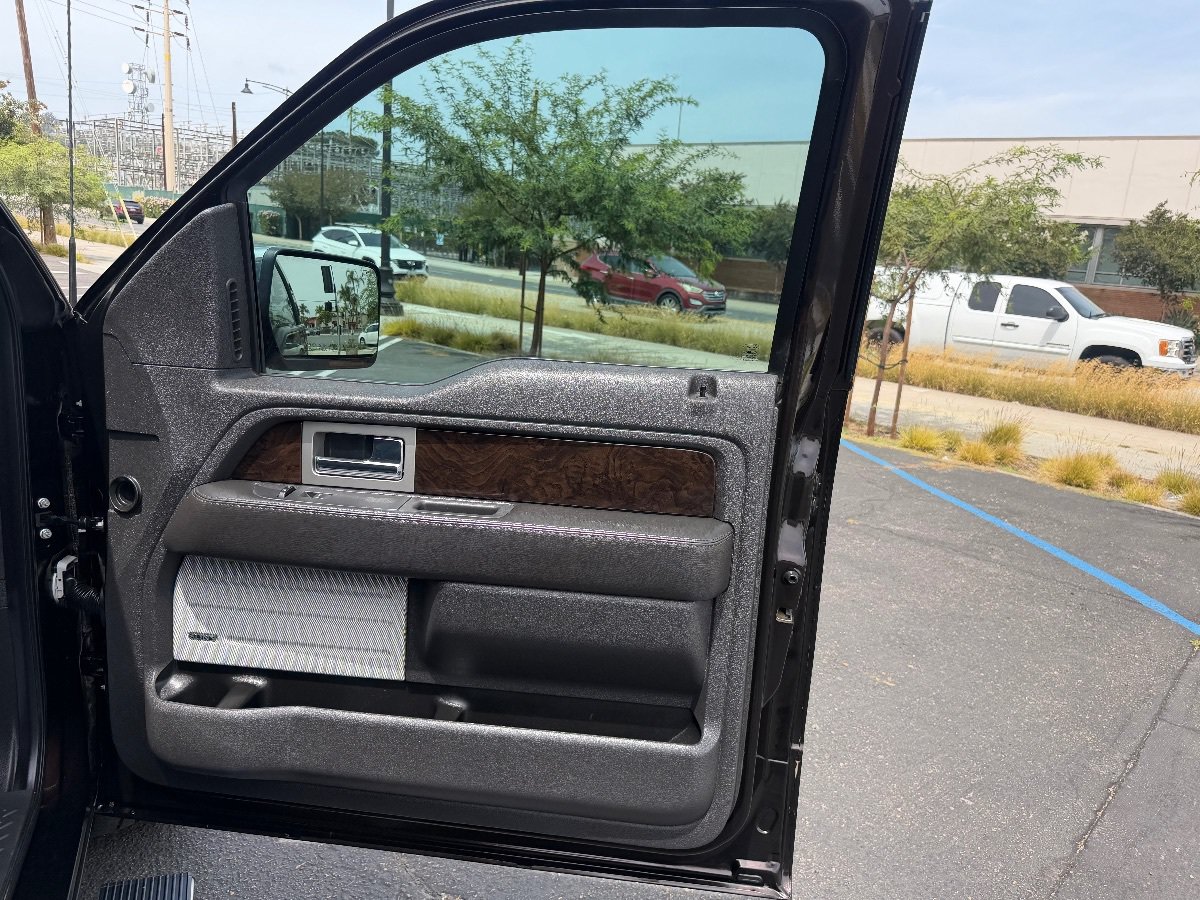 Used 2013 Ford F150 Platinum AWD/4WD image 22