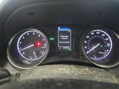 Used 2021 Toyota Camry SE w/ Cold Weather Package FWD image 7