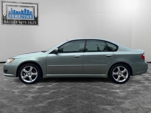 Used 2009 Subaru Legacy 2.5i Limited image 9