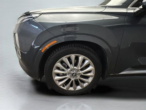 Used 2020 Hyundai Palisade Limited image 3