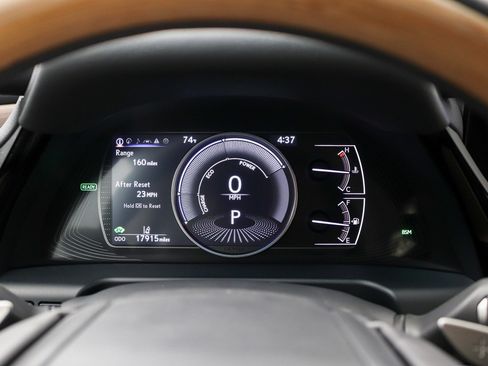 Used 2024 Lexus ES 300h w/ Luxury Package FWD image 29