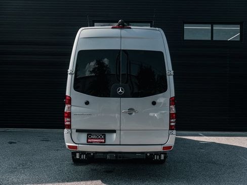 Used 2018 Mercedes-Benz Sprinter 3500 image 12