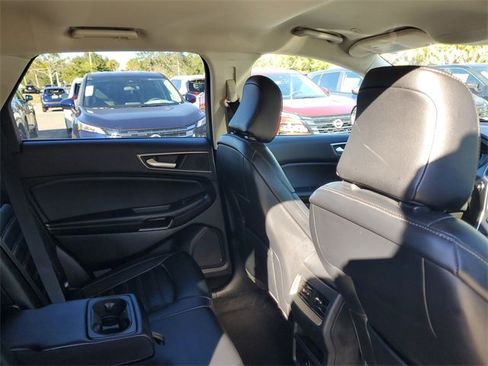 Used 2023 Ford Edge SEL image 29