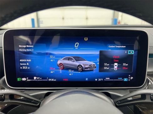 Used 2024 Mercedes-Benz C 300 4MATIC Sedan image 11