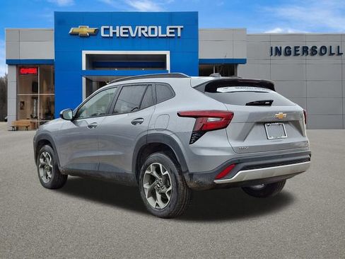 Used 2026 Chevrolet Trax LT w/ Driver Confidence Package image 22