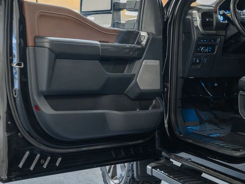 Certified 2023 Ford F150 Lariat image 44