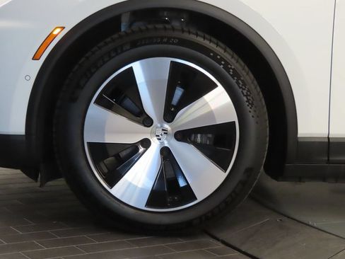 Certified 2025 Porsche Macan 4 Electric AWD/4WD image 11