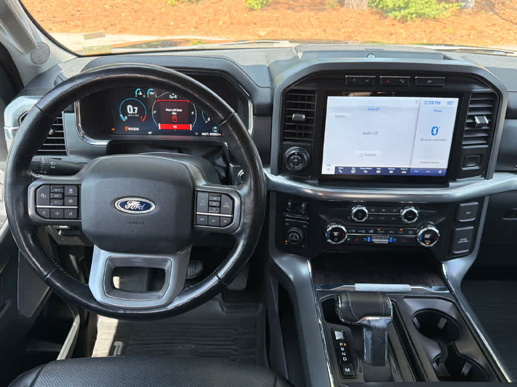Used 2021 Ford F150 Lariat w/ Equipment Group 502A High AWD/4WD image 24