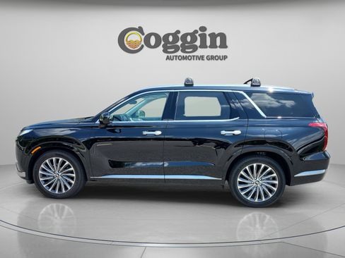 Certified 2023 Hyundai Palisade Calligraphy FWD image 2