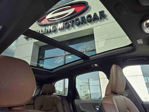 Used 2020 Volvo XC60 T6 Inscription image 14