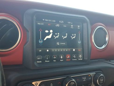 Used 2019 Jeep Wrangler Unlimited Rubicon AWD/4WD image 10