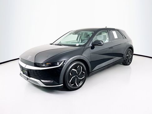 Used 2024 Hyundai Ioniq 5 SEL image 3