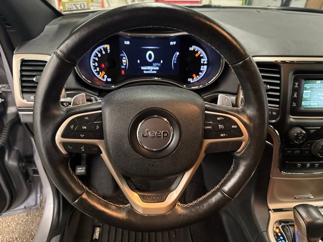Used 2017 Jeep Grand Cherokee Limited AWD/4WD image 12