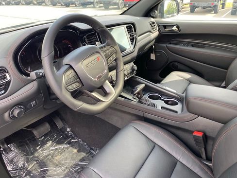 Used 2025 Dodge Durango GT image 27