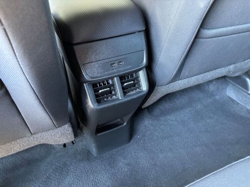 Used 2025 Chevrolet Equinox LT AWD/4WD image 22