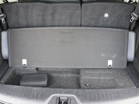 Used 2024 Nissan Armada SL image 28