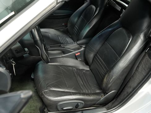 Used 1998 Porsche Boxster image 35