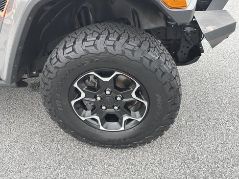 Used 2020 Jeep Wrangler Unlimited Rubicon w/ Quick Order Package 28Y Recon AWD/4WD image 14