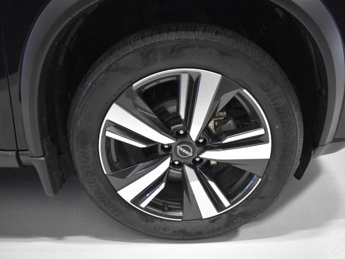 Certified 2023 Nissan Rogue Platinum w/ Platinum Premium Package AWD/4WD image 10