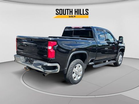 Used 2020 Chevrolet Silverado 2500 LTZ AWD/4WD image 5