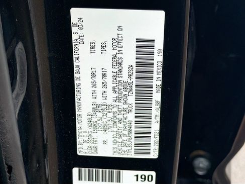 Used 2024 Toyota Tacoma TRD Off-Road AWD/4WD image 40
