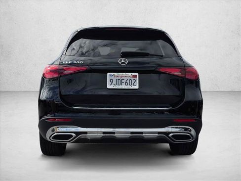 Used 2023 Mercedes-Benz GLC 300 image 6