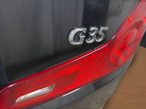 Used 2007 INFINITI G35 Coupe w/ Premium Pkg RWD image 8