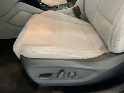 Used 2019 Hyundai Tucson Value image 12