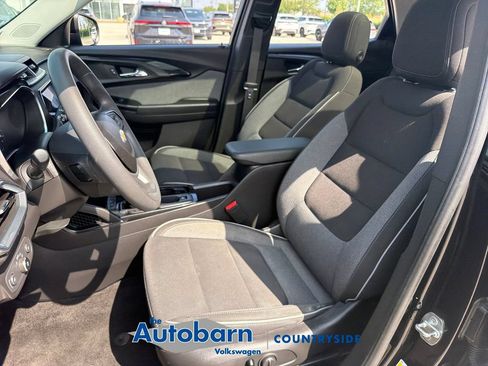 Used 2021 Chevrolet TrailBlazer LT w/ Sun and Liftgate Package FWD image 7