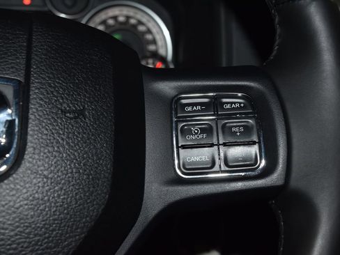 Used 2017 RAM 1500 Big Horn AWD/4WD image 9