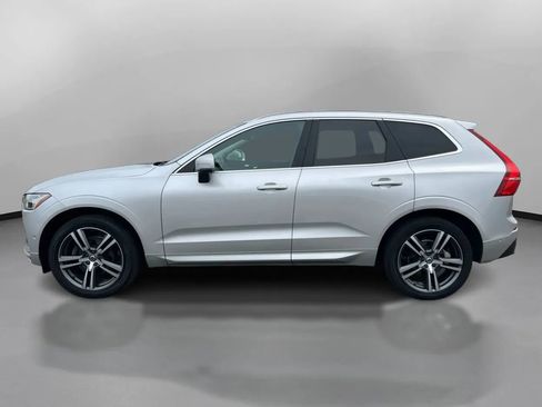 Used 2019 Volvo XC60 T5 Momentum w/ Multimedia Package AWD/4WD image 8