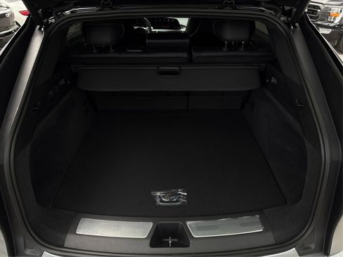 New 2026 Cadillac Lyriq V image 12