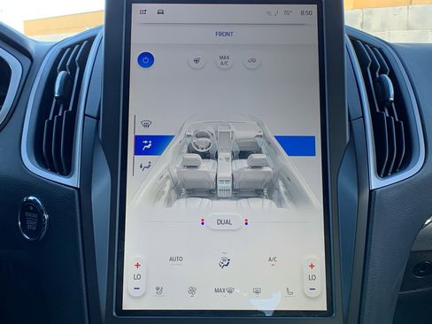 Used 2021 Ford Edge SEL w/ Convenience Package image 32