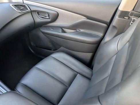 Certified 2024 Nissan Murano SV image 16