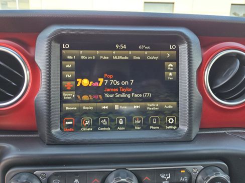 Certified 2021 Jeep Wrangler Unlimited Rubicon image 9