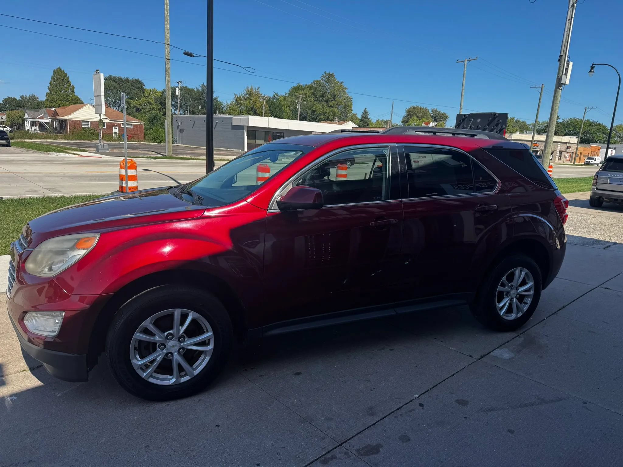 Used 2017 Chevrolet Equinox LT FWD image 6