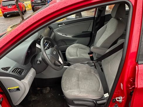 Used 2017 Hyundai Accent SE image 11