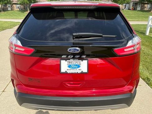 Certified 2023 Ford Edge SEL w/ Convenience Package AWD/4WD image 6