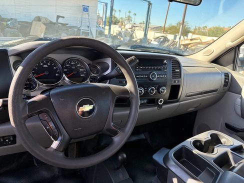 Used 2011 Chevrolet Silverado 3500 W/T image 14