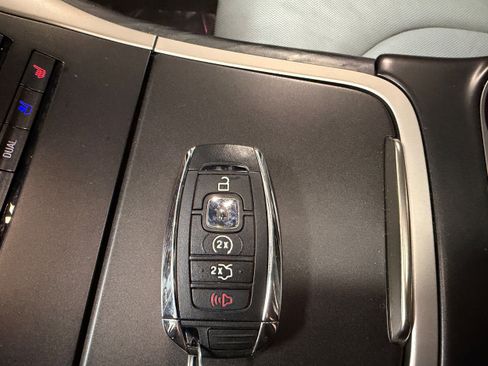 Used 2019 Lincoln Nautilus Reserve AWD/4WD image 44