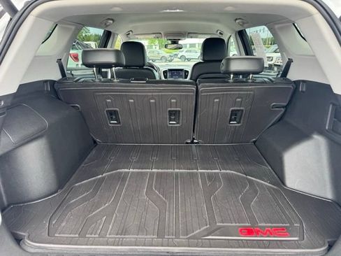 Used 2020 GMC Terrain SLT w/ Preferred Package FWD image 29