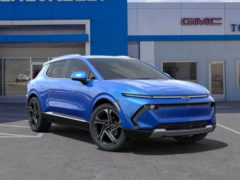 New 2025 Chevrolet Equinox EV LT w/ Convenience Package II image 49