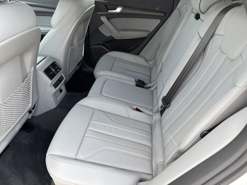 Used 2023 Audi Q5 2.0T Premium Plus w/ Premium Plus Package image 6