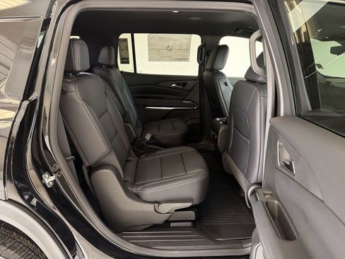 New 2026 Chevrolet Traverse LT w/ Driver Confidence Package FWD image 28